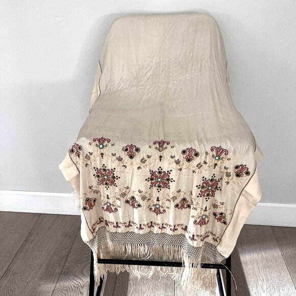 Vintage Silk Embroidered Beaded Scarf Shawl Stole Wrap Fringe Beige Soft 104x26” - Picture 4 of 16